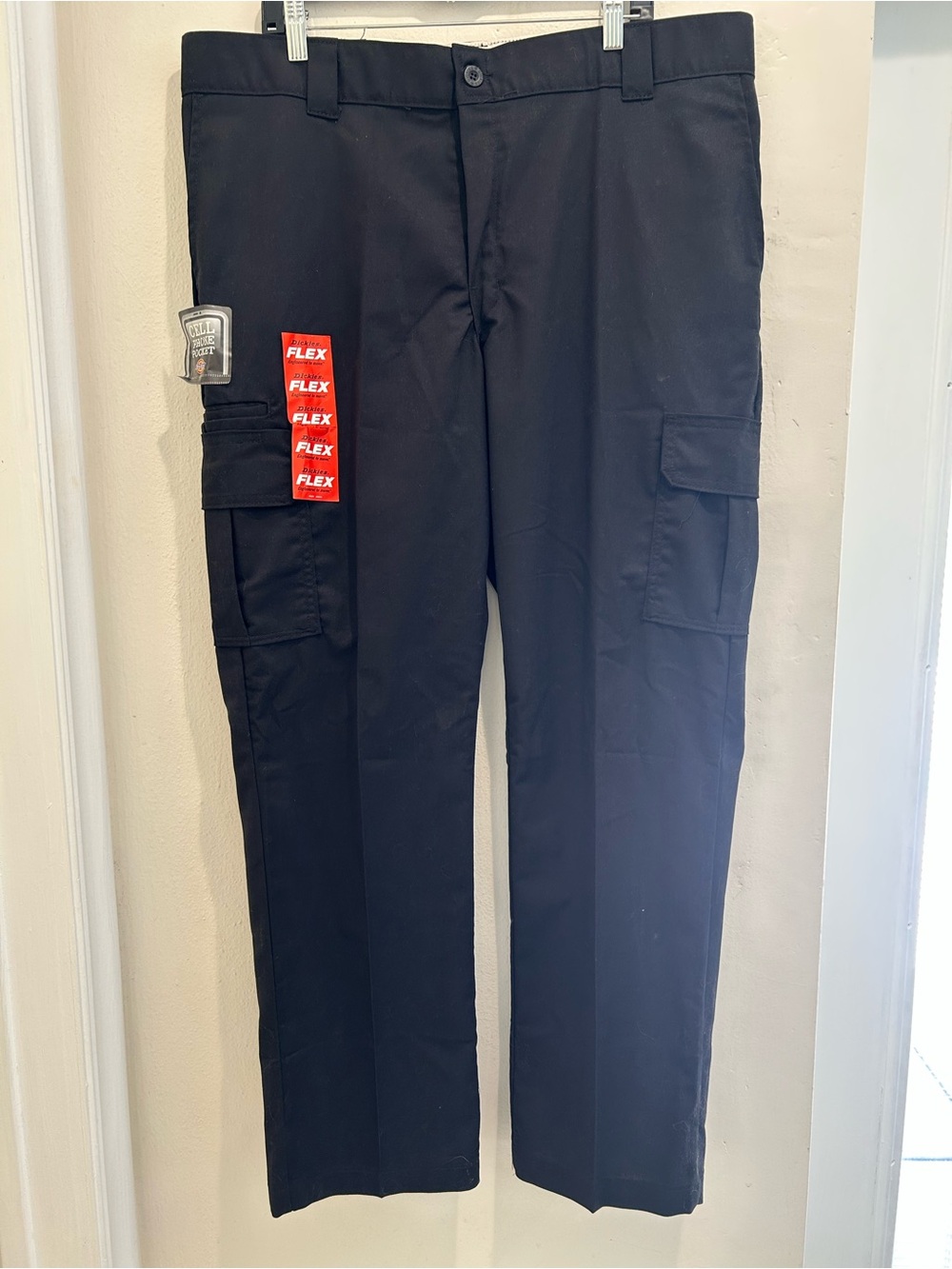 Dickies Black Men’s Cargo Pants - Regular Fit